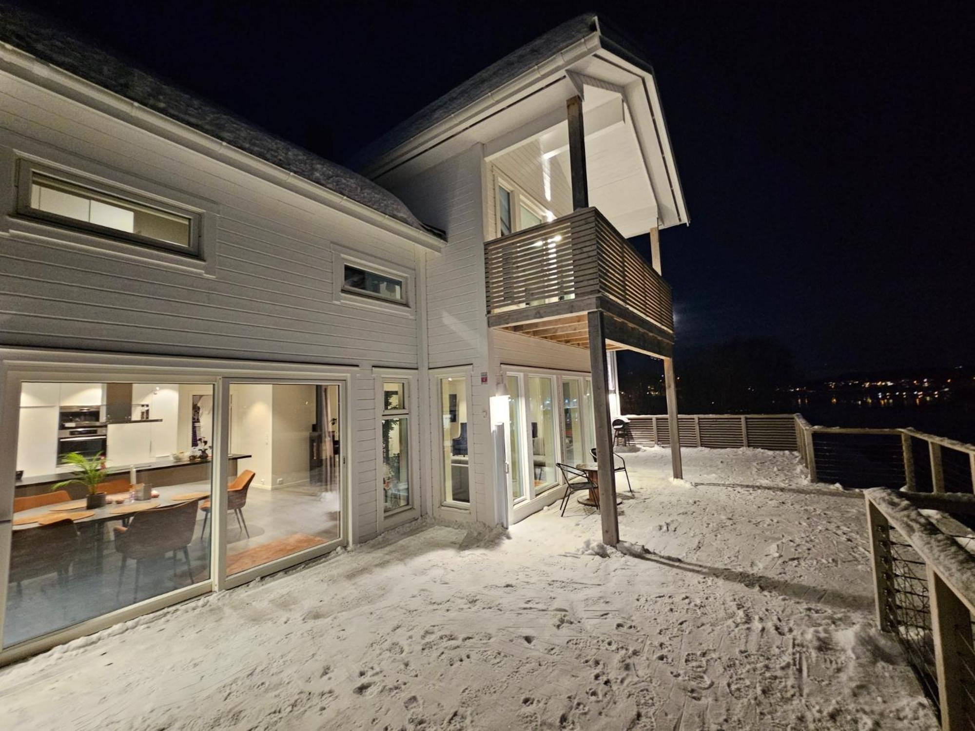 Вілла Kaldfjord Sea House Тромсе Екстер'єр фото